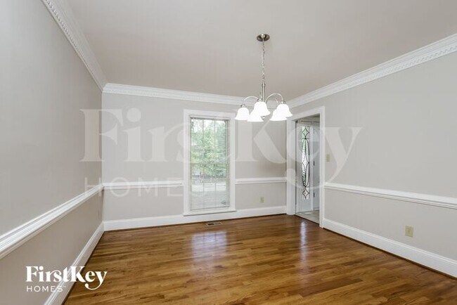 Building Photo - 3601 Chadford Place