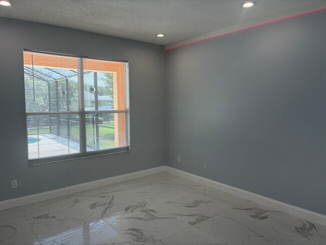 Foto del edificio - 2641 Emerald Island Blvd