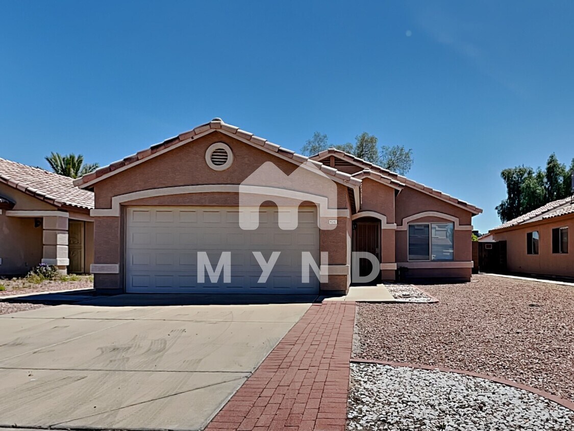 Primary Photo - 9247 N 85th Dr