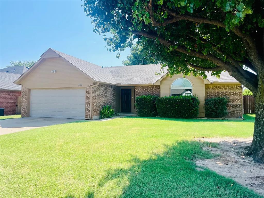 Primary Photo - 2705 Clover Glen Dr