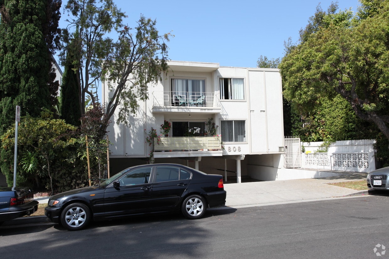 Primary Photo - 808 5th St