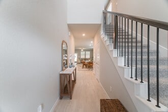 Building Photo - 17542 Rosette Grass Dr