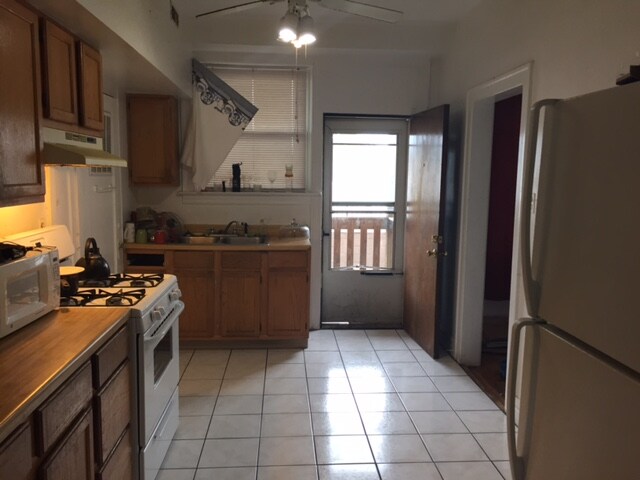 Building Photo - 2407 N Meade Ave