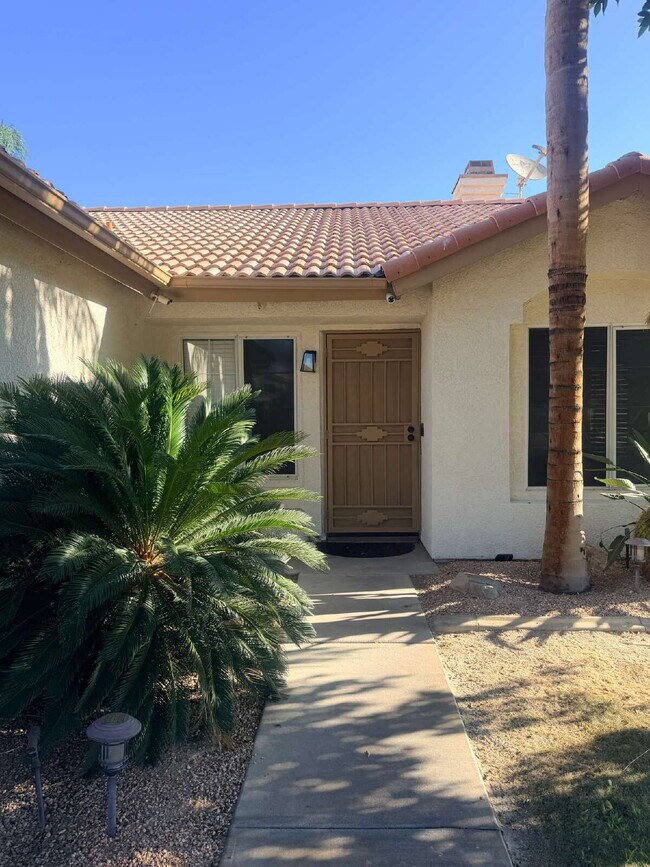 Foto del edificio - 3-Bedroom Home, Large backyard Move-in by Aug 1st for $500 Discount!