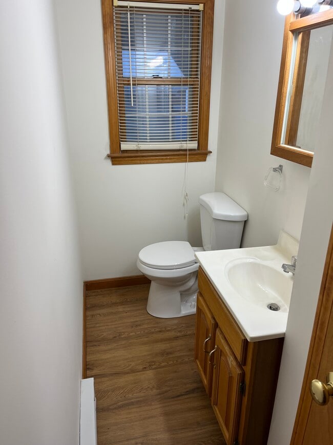 Building Photo - 95 Shawn Dr