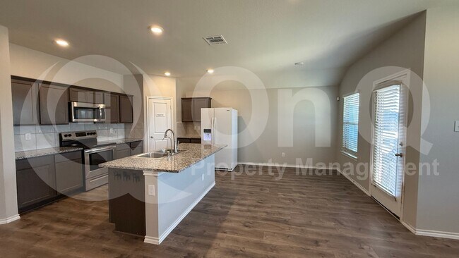 Foto del edificio - 802 Turnbuckle Ct
