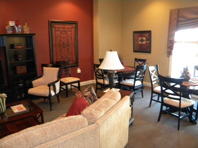 Sala de la casa club - Darlington Heights Apartments