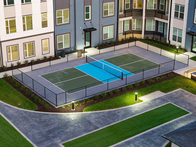 Building Photo - The Hickory at Indian Lake Village