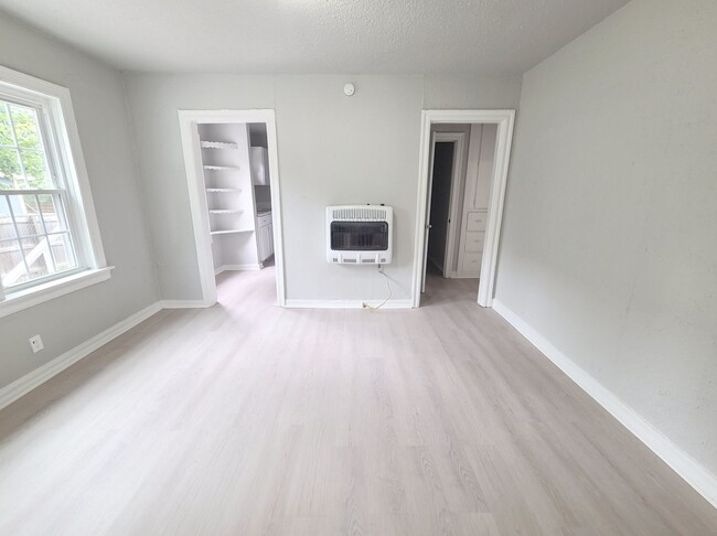 Foto del edificio - 2 Bed/1 Bath in historic duplex close to T...