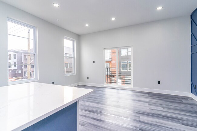 Foto del edificio - 1325 N 18th St