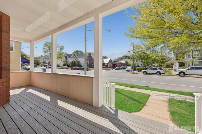 Foto del edificio - 327 Main St