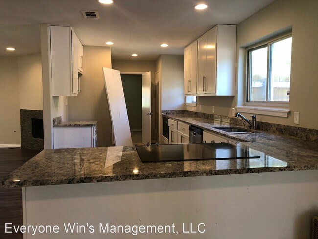 Foto del edificio - 4 br, 2 bath House - 7114 Victoria Street