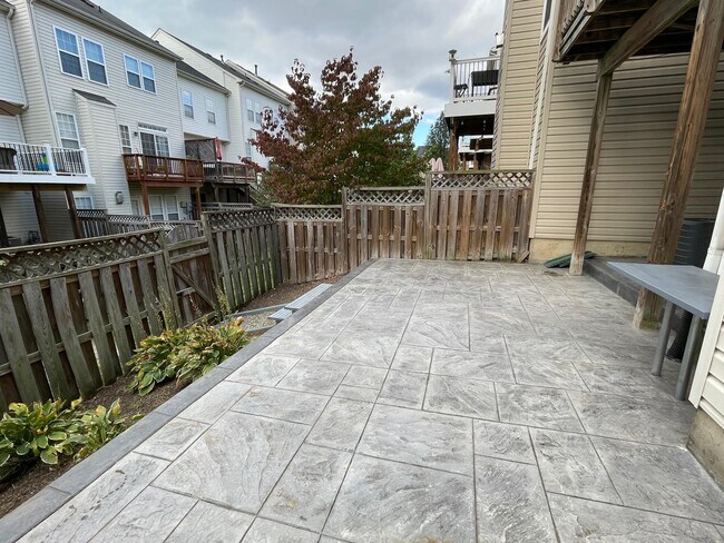 Backyard - 25149 Sodalite Sq