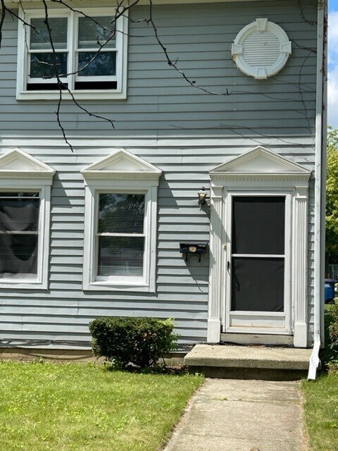 Building Photo - 2133 Franklin Ave