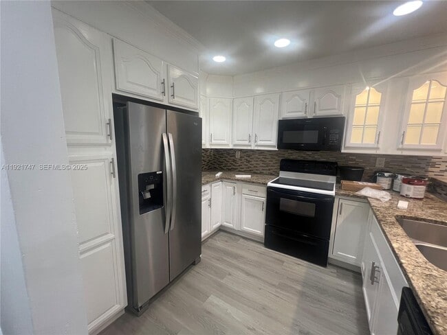 Building Photo - 11227 SW 88th St