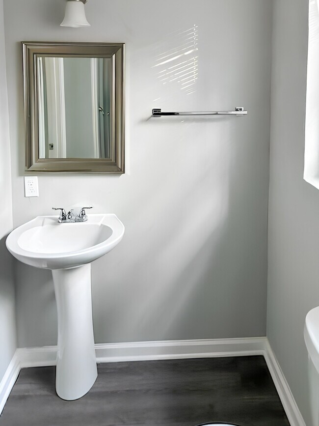 Building Photo - 2660 Burdett Rd