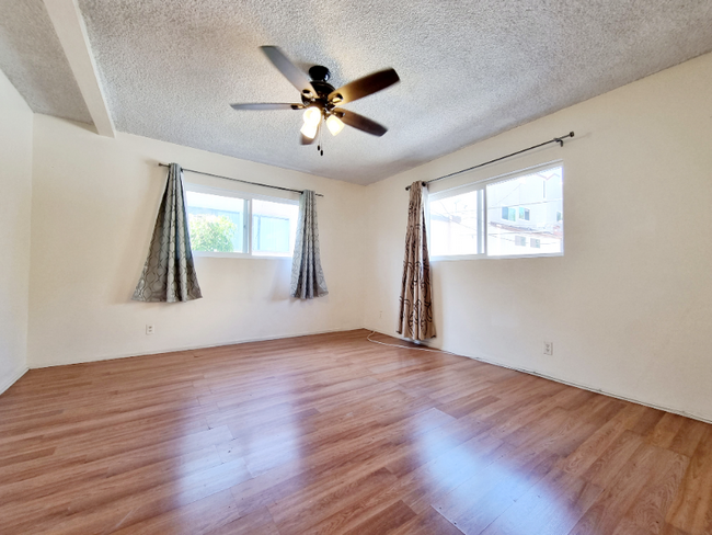 Foto del edificio - 1818 Prosser Ave