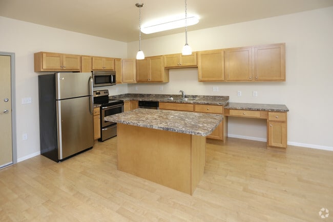 Interior Photo - Waters Edge At Westbay