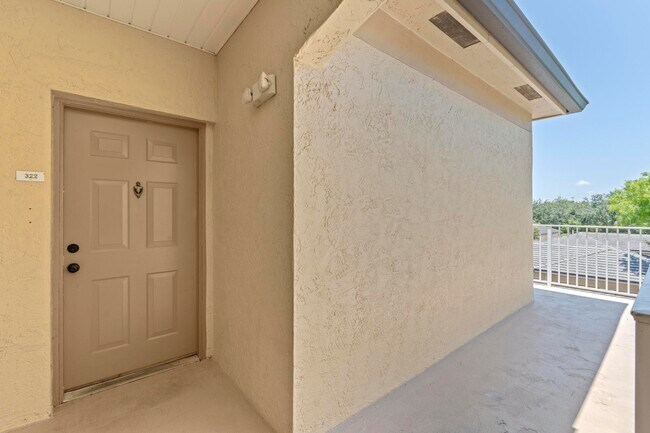 Foto del edificio - 2060 Greenview Shores Blvd