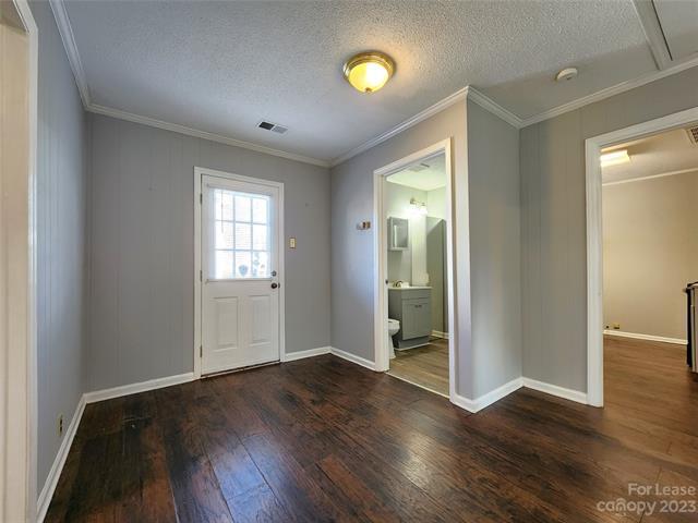Foto del edificio - 420 Jackson Park Rd