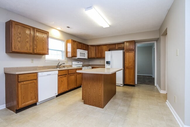 Foto del edificio - 12985 Dellinger Dr