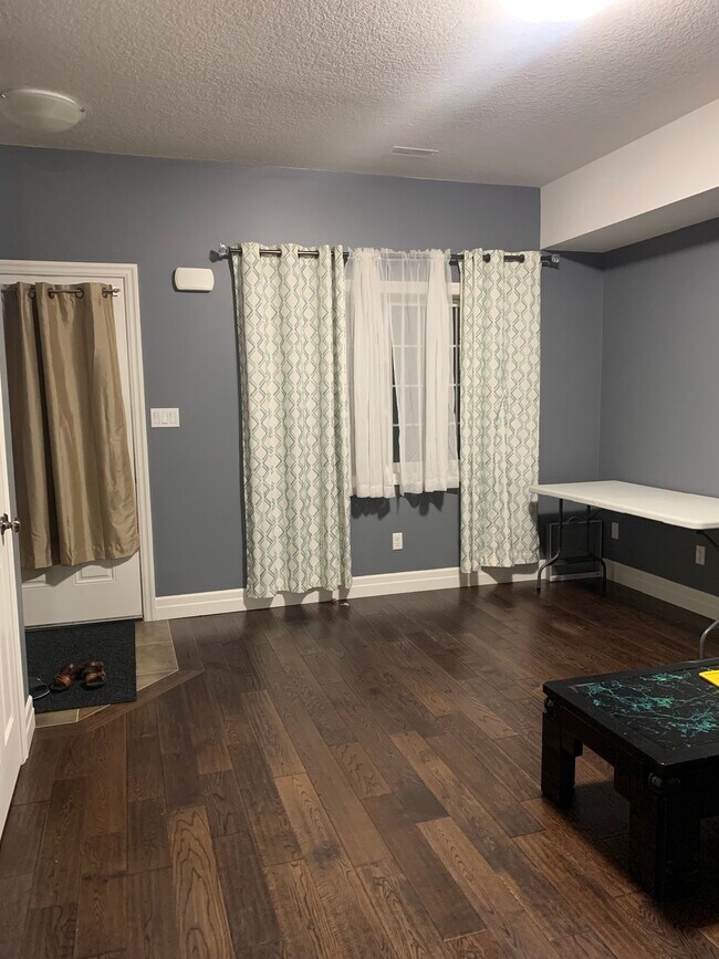 Photo du bâtiment - 1180 Countrystone Dr