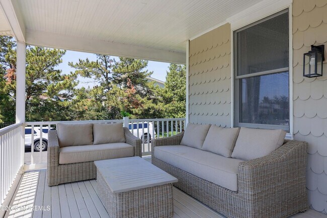 Foto del edificio - 69 Seaview Ave