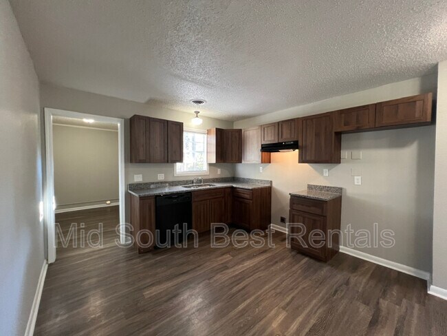 Foto del edificio - 4213 Chippewa Rd