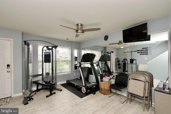 Foto del edificio - 7302 Calico Rock Lndg