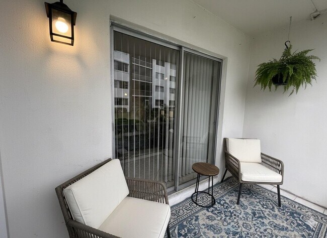 Building Photo - 4500 N Flagler Dr