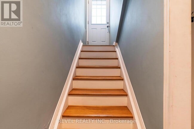 Building Photo - 81 Dombey Rd