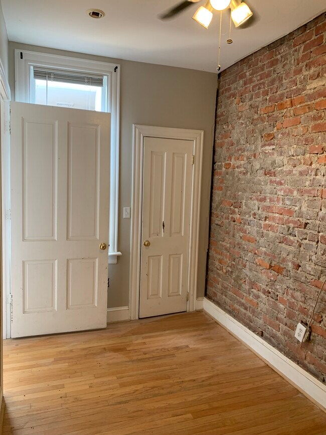 Bed 2 - 319 N 2nd St