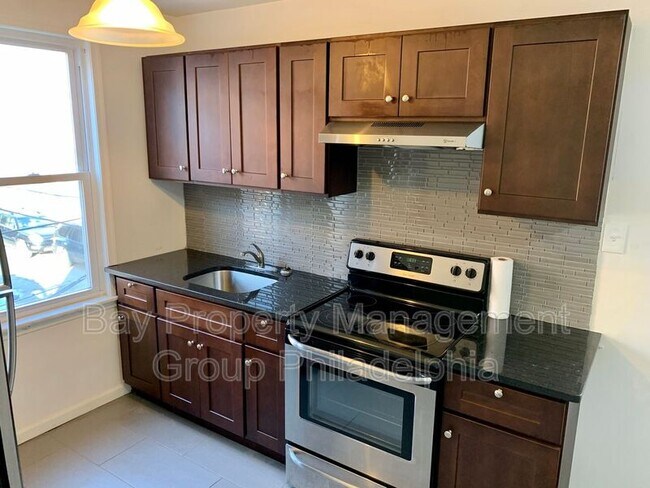 Foto del edificio - 2419 E Allegheny Ave