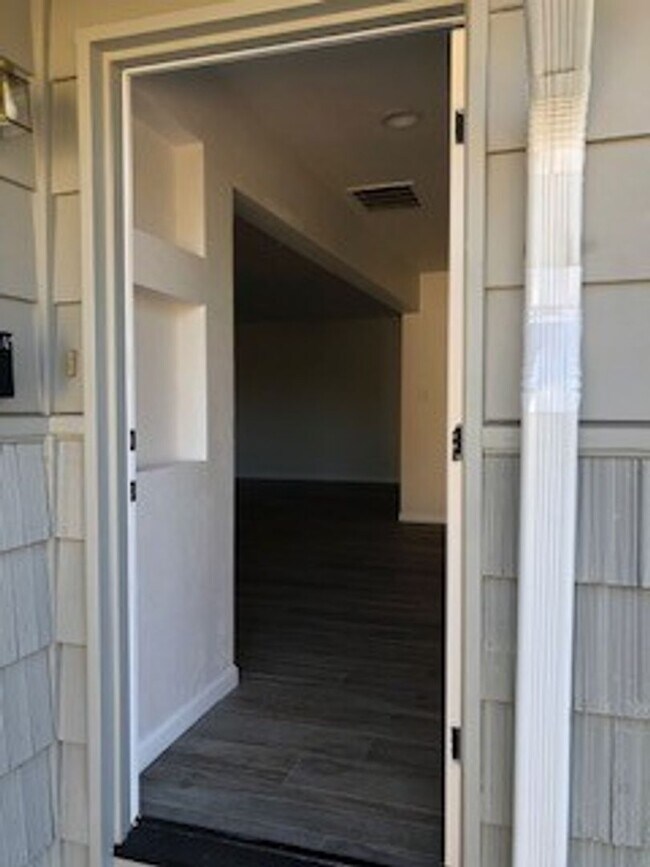 Foto del edificio - 3-Bed 2-Bath North Chico Residential