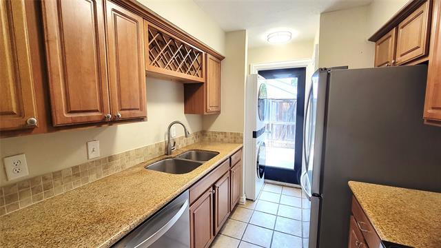 Foto principal - 2111 E Belt Line Rd