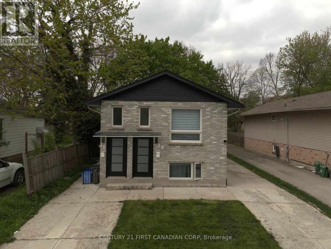 Primary Photo - 18 Watson St