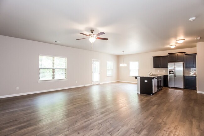 Foto del edificio - 10042 Brawley Ln