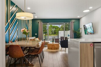 Building Photo - 17407 Hidden Forest Dr