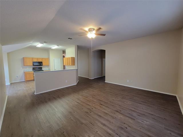 Building Photo - 3333 Pecan Shadow Way