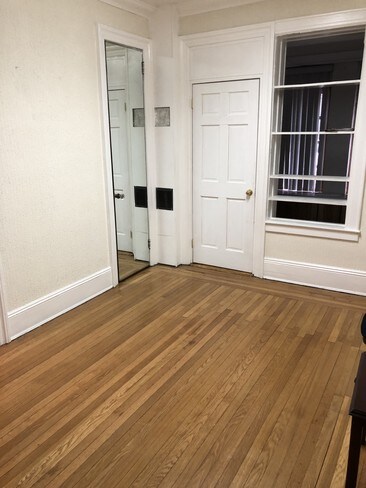Foto del edificio - 28-24-24 37th St