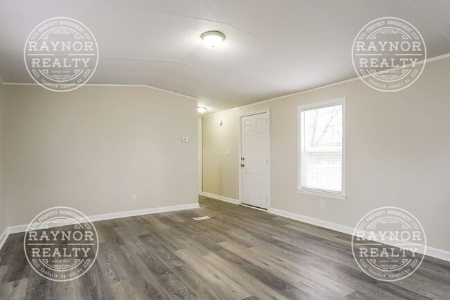 Building Photo - 2009 Moorgate Ct