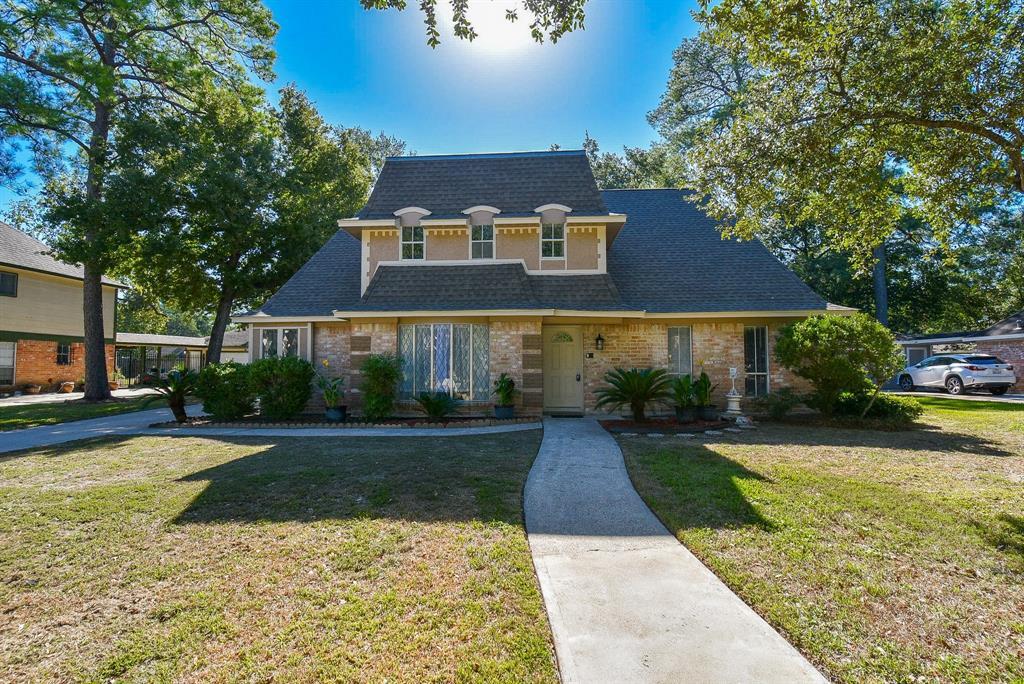 Foto principal - 4811 Shatner Dr