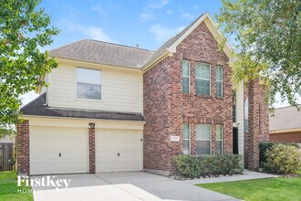 Building Photo - 24027 Holleygate Ct