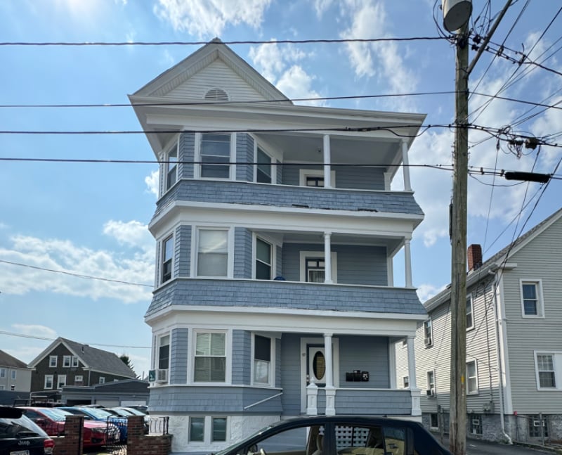 Primary Photo - 17 Stapleton St