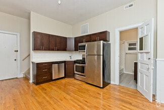 Building Photo - 1431 W Belmont Ave