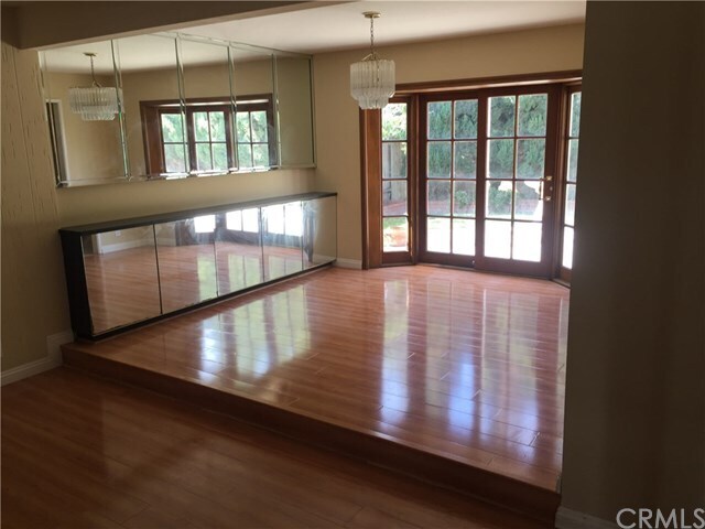 Building Photo - 9021 Regatta Dr