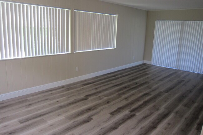Foto del edificio - 941 Woodland Ave