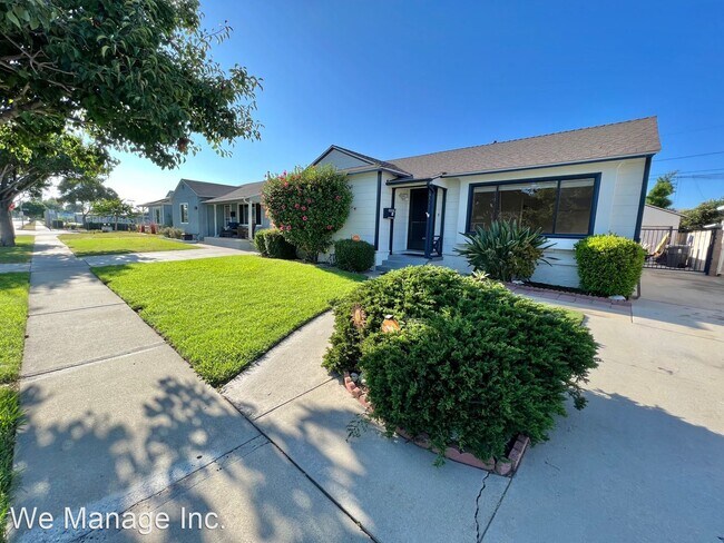 Building Photo - 4 br, 2 bath House - 3511 Sandwood St