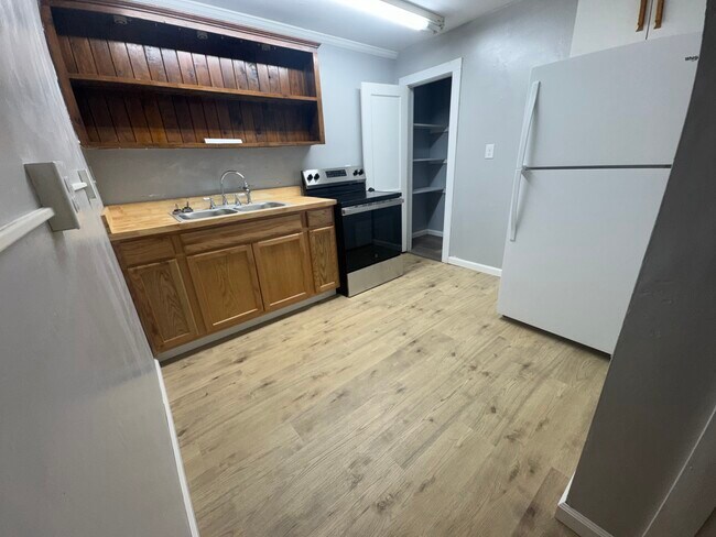 Foto del edificio - 1119 Brownwood Rd