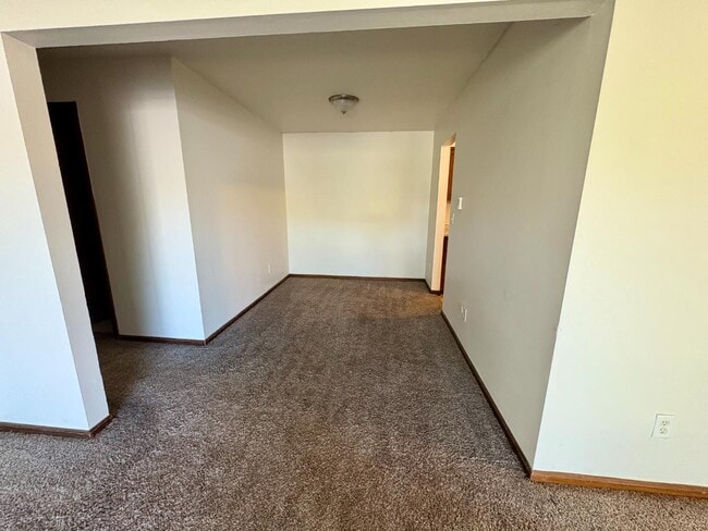 Foto del edificio - 630 56th St SE